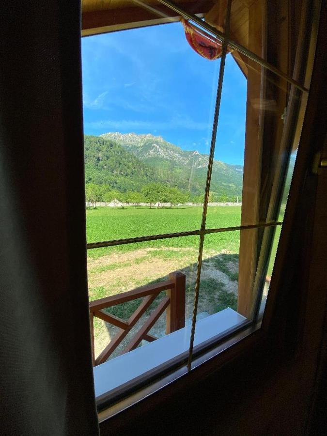 Peraj Guesthouse Vermosh Eksteriør billede