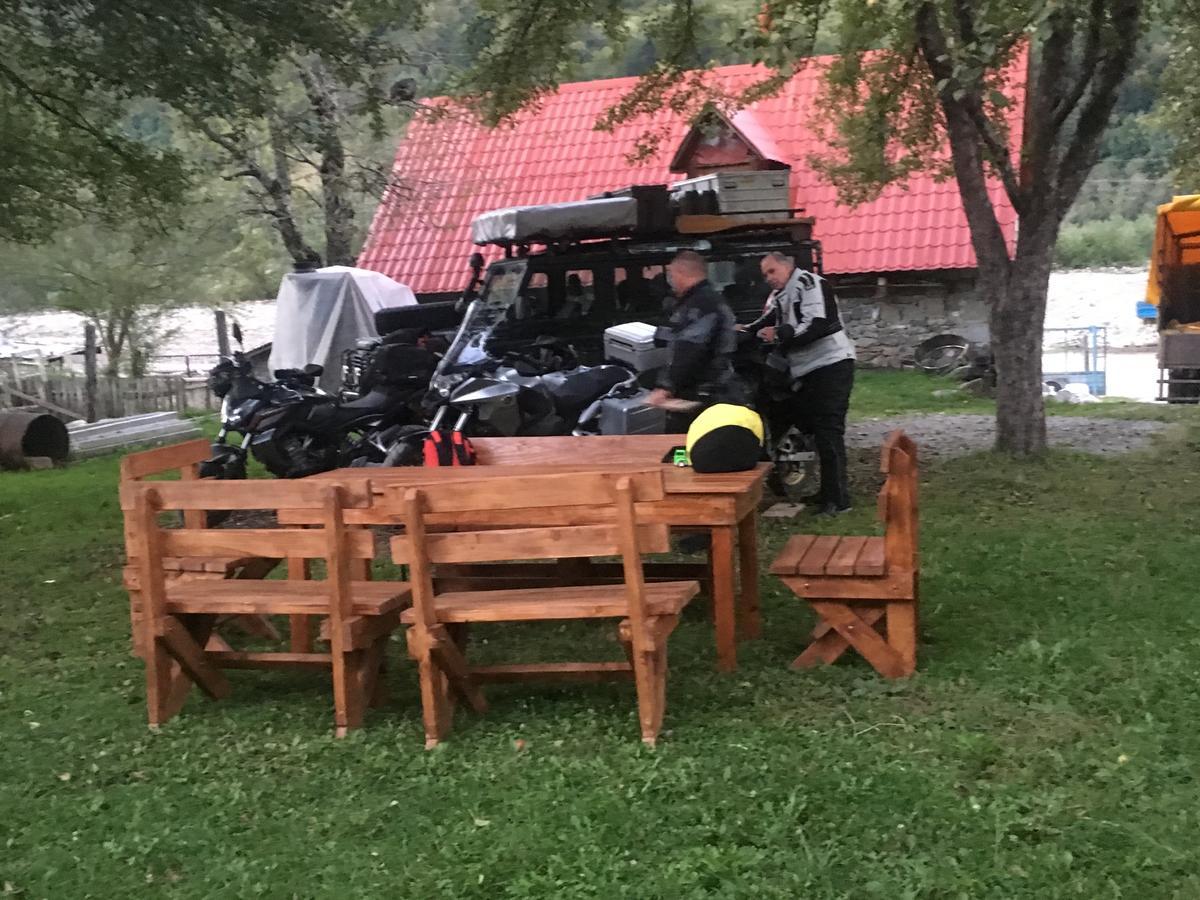 Peraj Guesthouse Vermosh Eksteriør billede