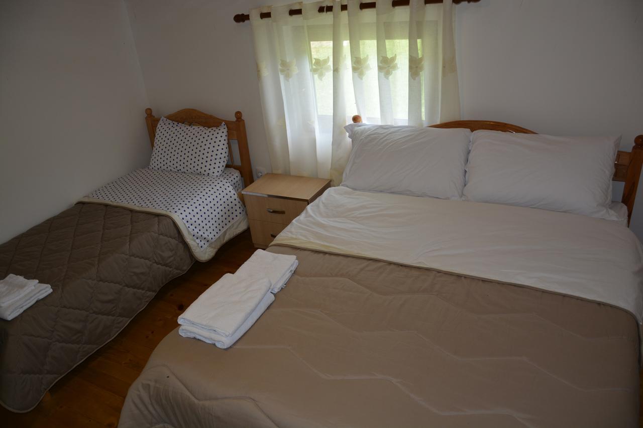 Peraj Guesthouse Vermosh Eksteriør billede